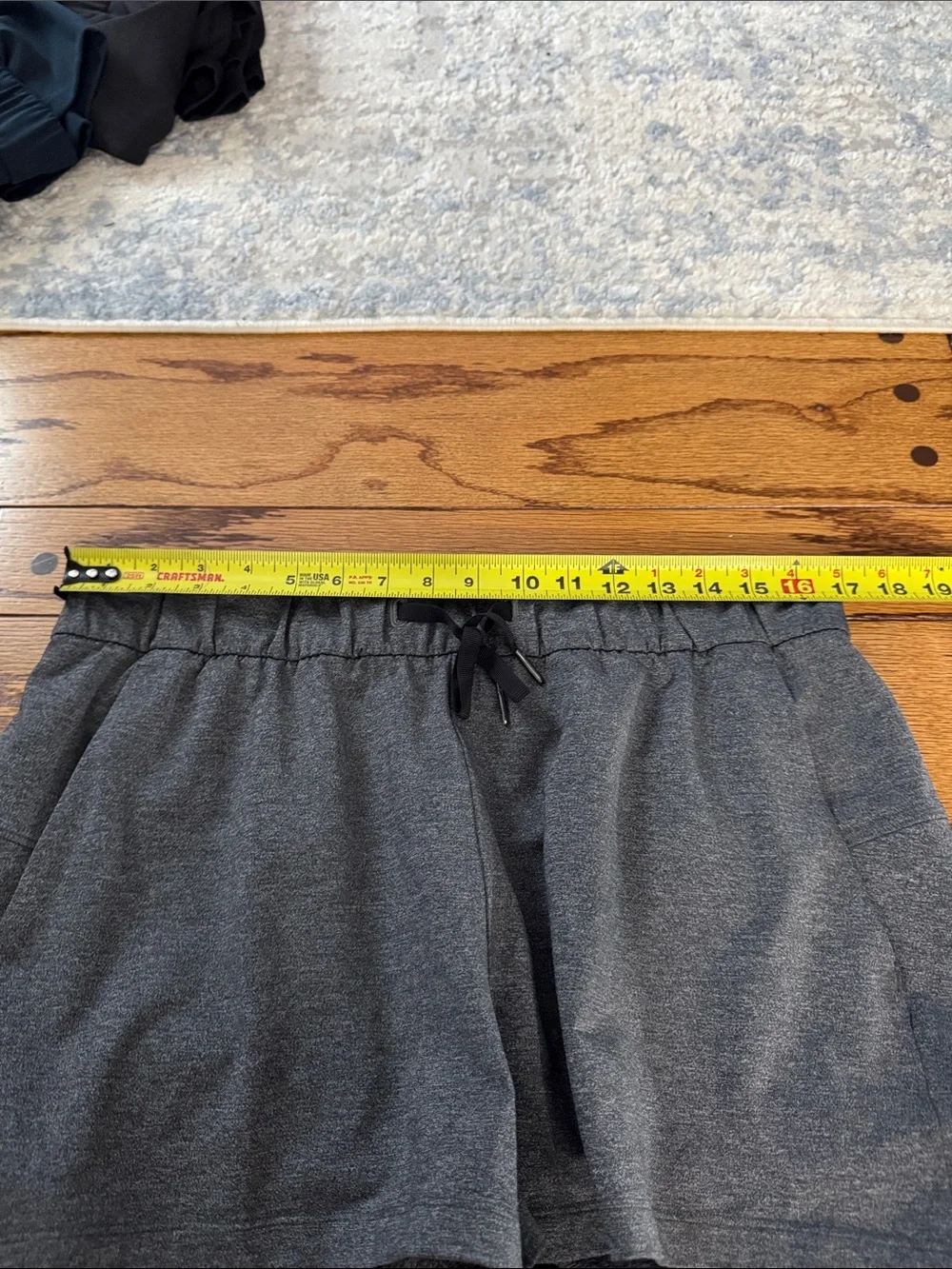 Lululemon On The Fly Short 2.5